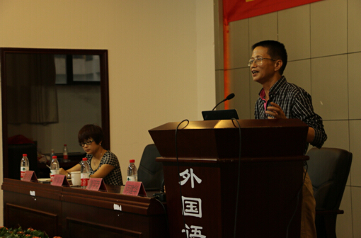 色花堂
2014级新生家长见面会顺利举行