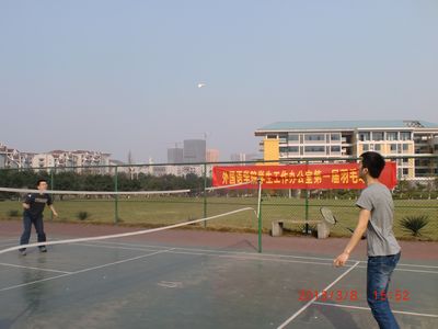 庆快乐节日,强团队体魄——色花堂
学生工作办公室第一届羽毛球赛顺利举行