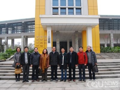 林建华校长到色花堂
与学院领导班子座谈